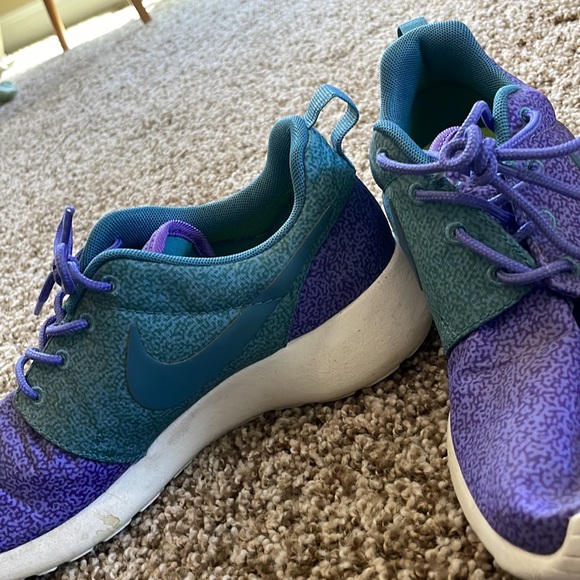 Nike - Picture 5 of 5